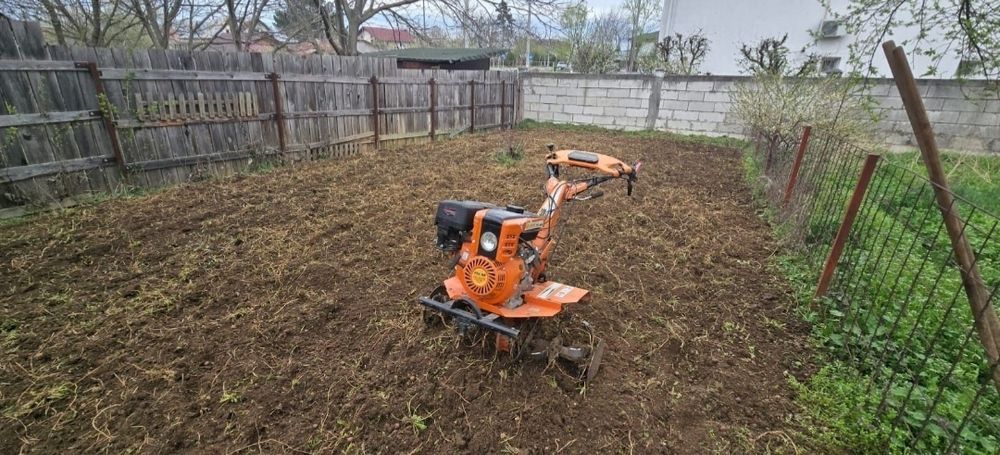 Lucrari cu motocultorul