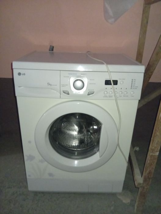 Lg b/u kir moshina srochna sotiladi