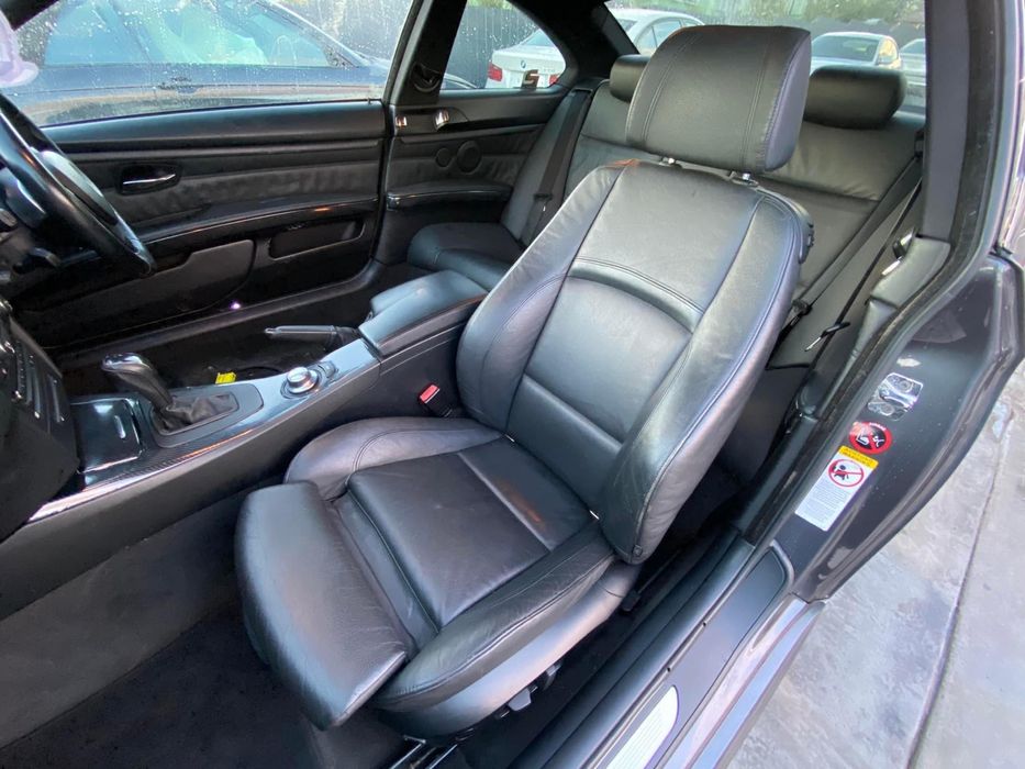 Dezmembrez BMW 335d M3 E92 Bi-turbo 286cp,M Pack,Hi-Fi volan padele