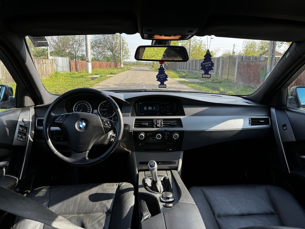 Bmw e60 2.0 d navigatie mare