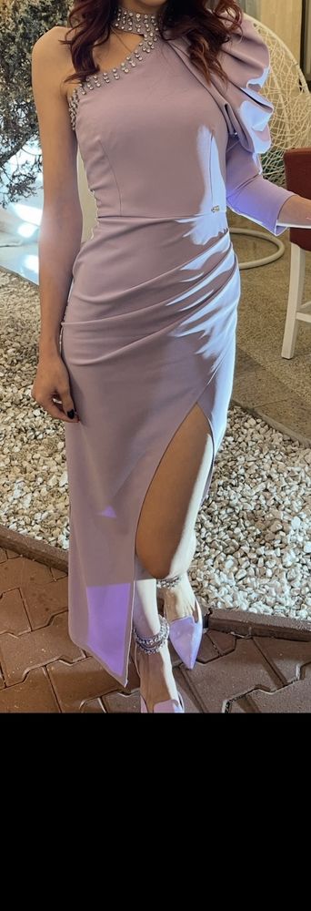 Rochie eleganta cu pietricele