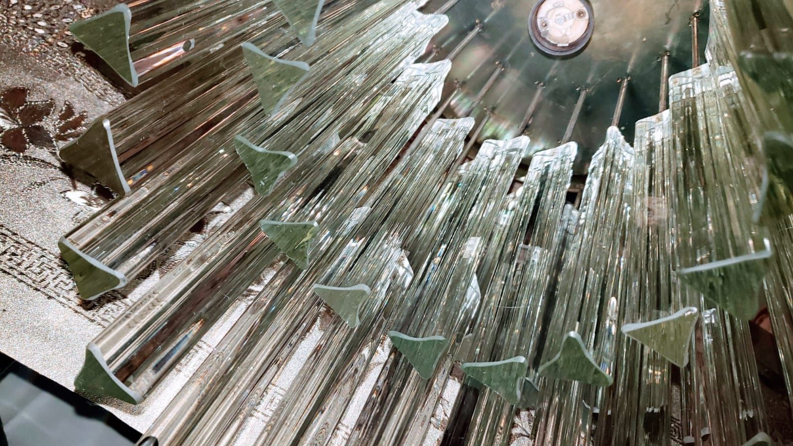 Candelabru vintage in cascada din bare de cristal anii 50-60