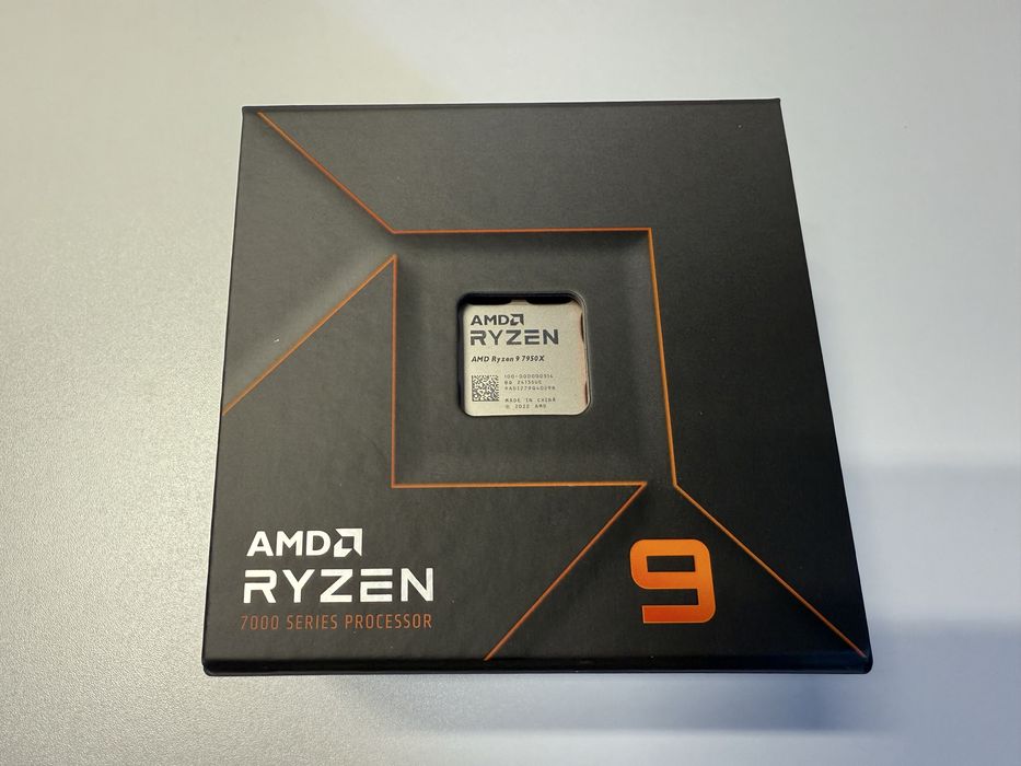 Procesoare AMD Ryzen 9 9950x3d si 7050x Sigilate