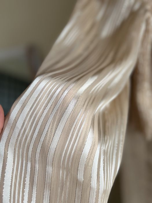 Top nou fara eticheta