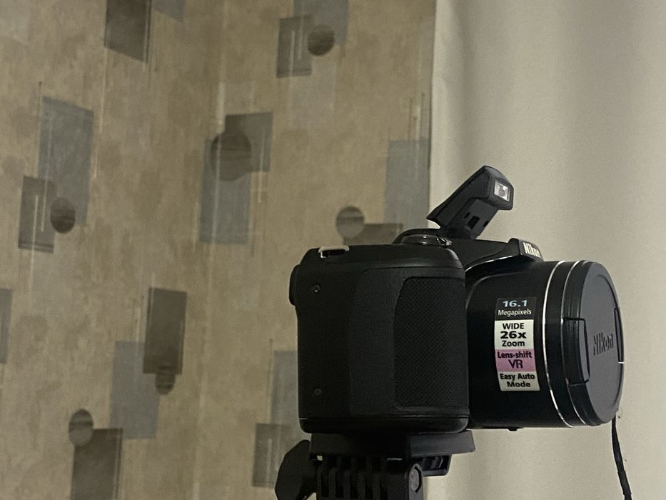 Фотоапарат Nikon L320       ЦЕНА ДОГОВОРНАЯ! срочно продается!
