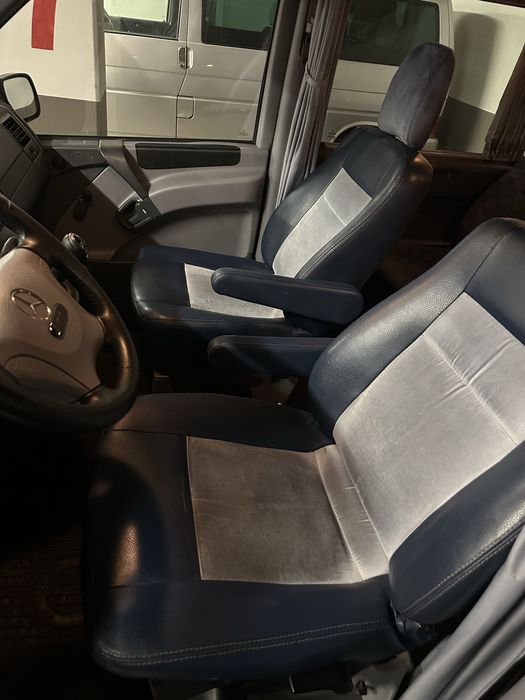 Mercedes Vito 8+1 Locuri Inmatriculat RO in stare impecabila