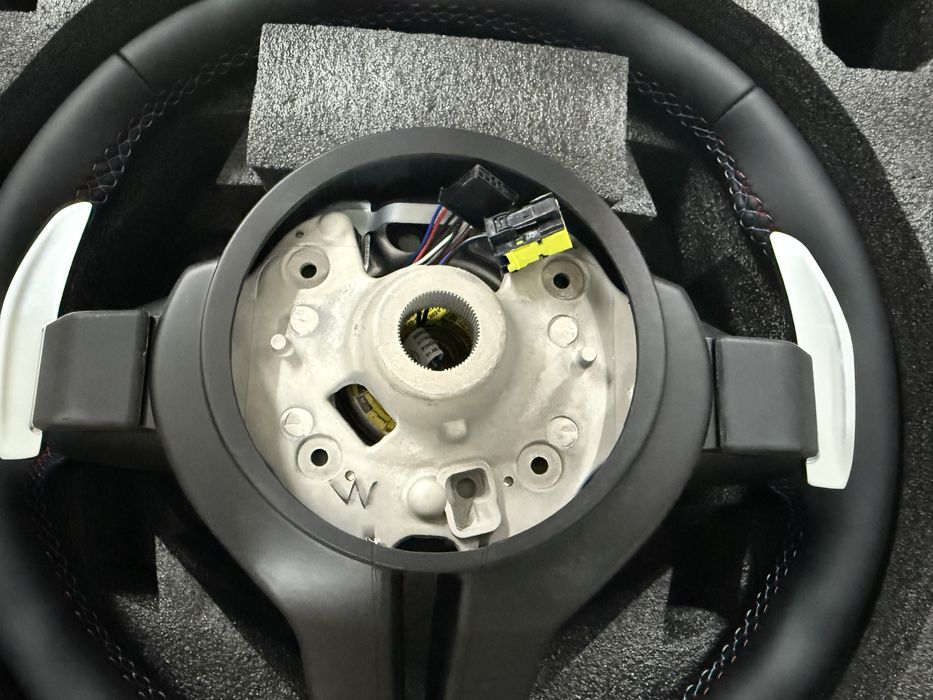 Volan M complet BMW seria 1 3 4 5 X3 X5 X6 F10 F30 F32 F34 F36 F15 F16