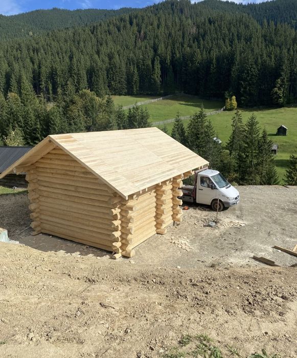 Facem case din lemn rotund