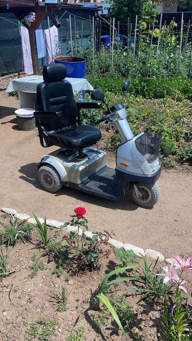 scuter electric pentru varstnici