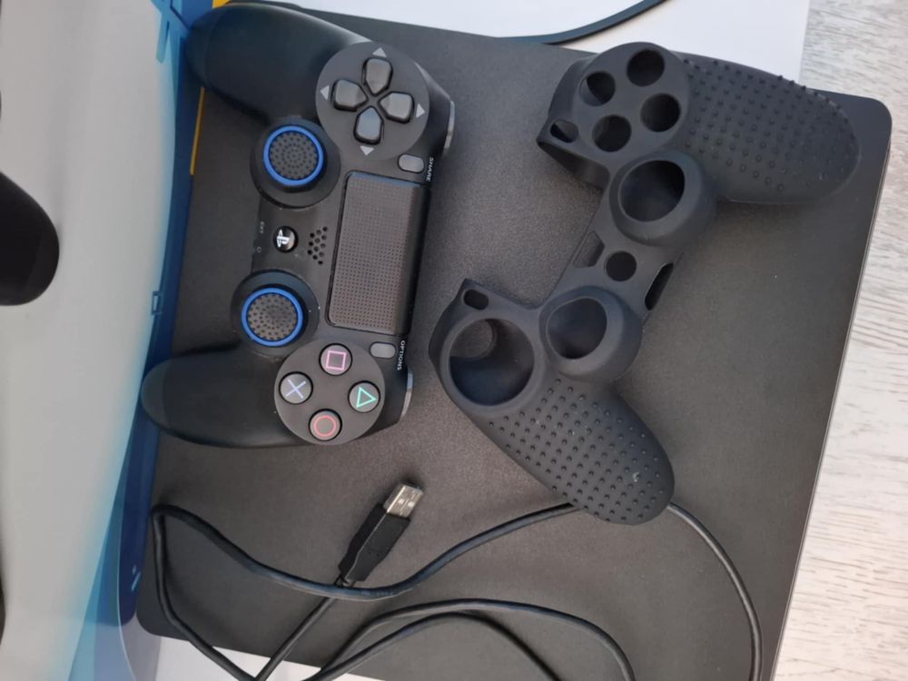 Playstation 4 slim 500 GB
