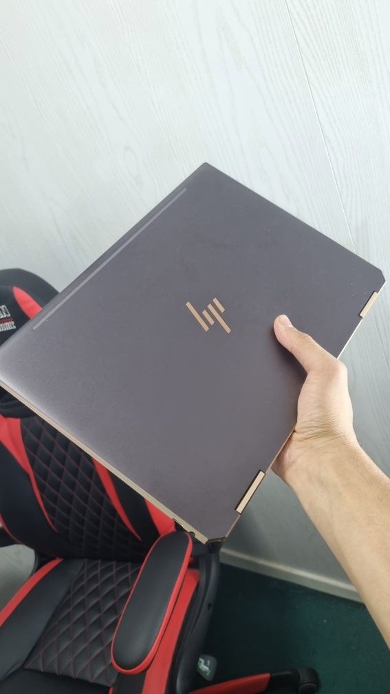 Hp spectre x360 convertible core i7 16/512