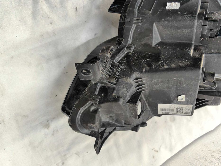 Оригинален фар Рено Меган  Renault Megane 4 Led