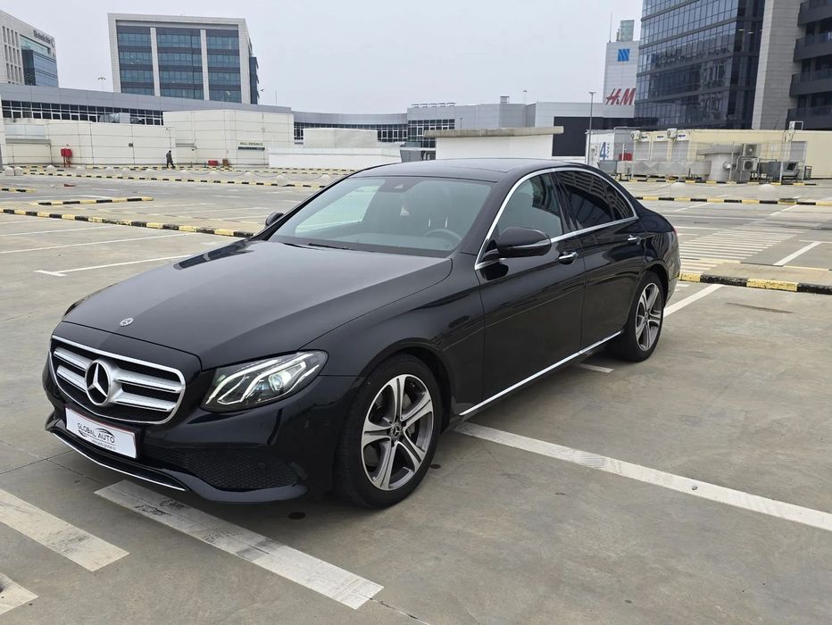 Mercedes-Benz E 300 An 2019/54000km/Promotie! Stare de excepție/Piele/Trapa/Tva
