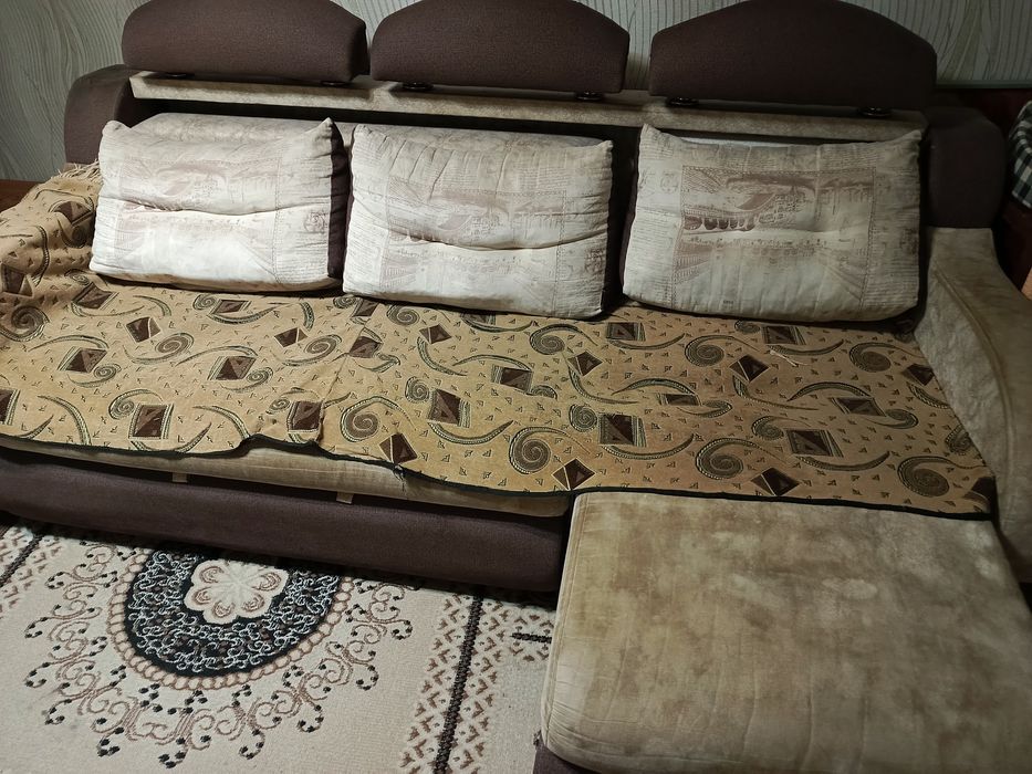 Отдам диван+кресло