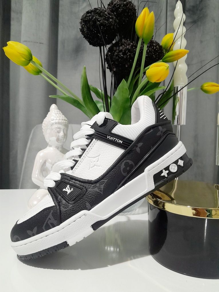 Luis vuitton trainers!calitate premium