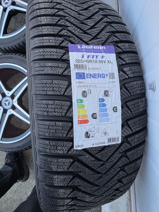 Roti noi de iarna Mercedes C-class R18 in doua latimi DOT2025