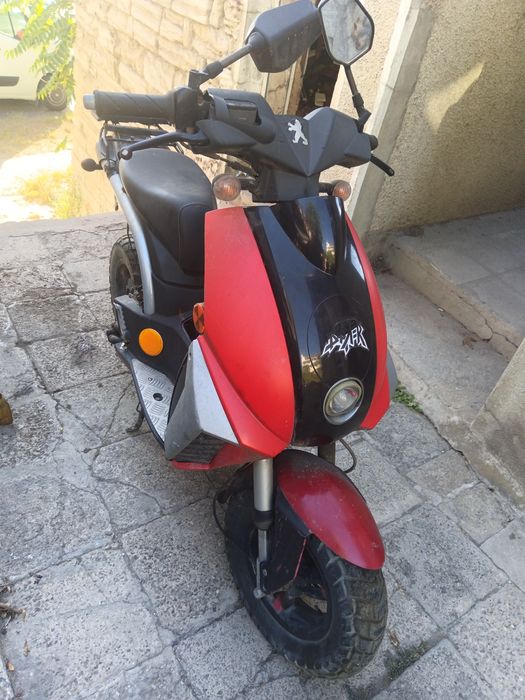 Продавам Скутер Пежо
