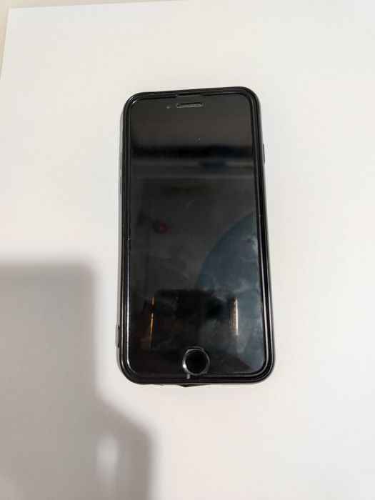 продаю iPhone 6.