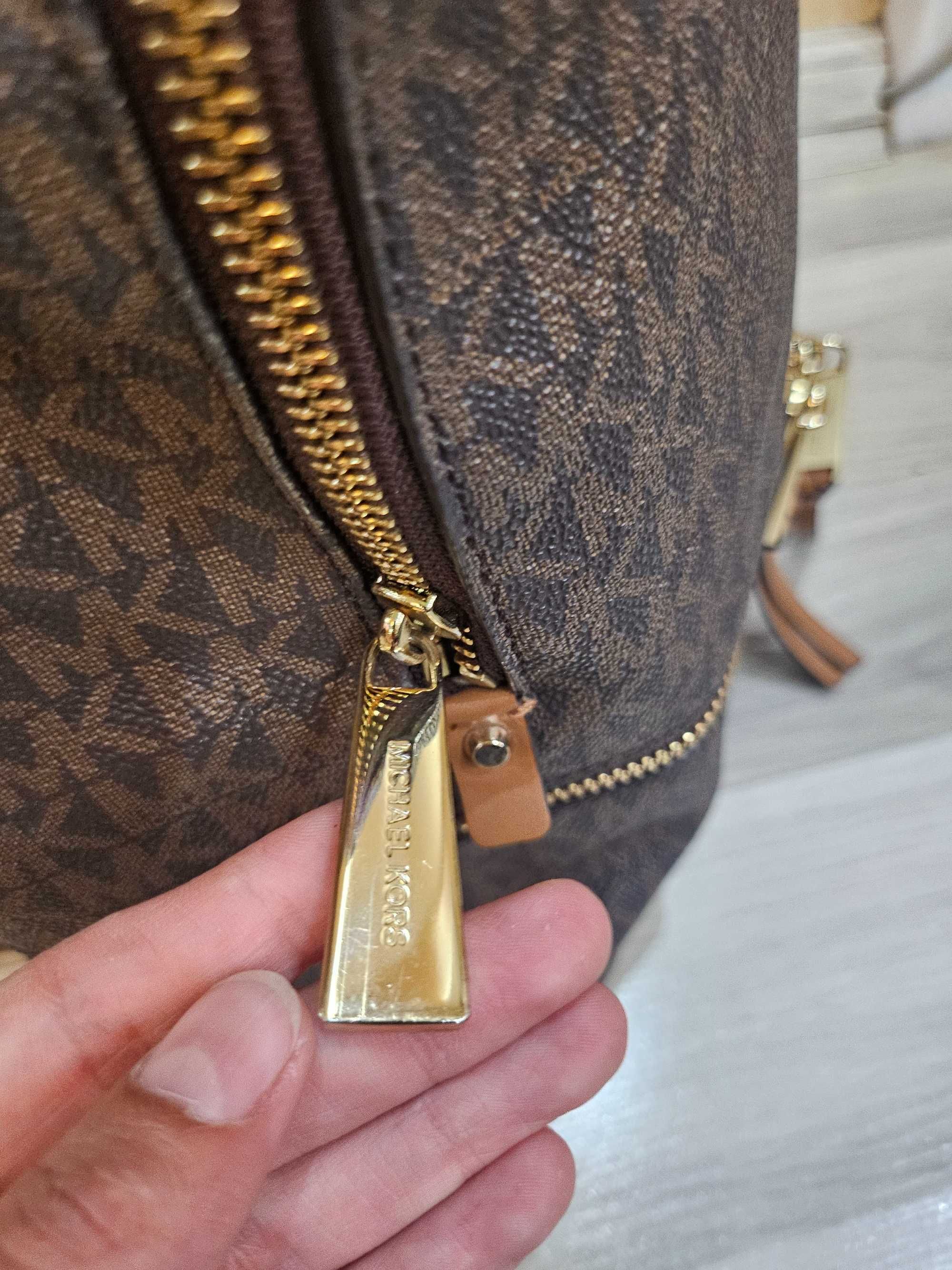 Дамски чанти Michael Kors намалям цените на лично