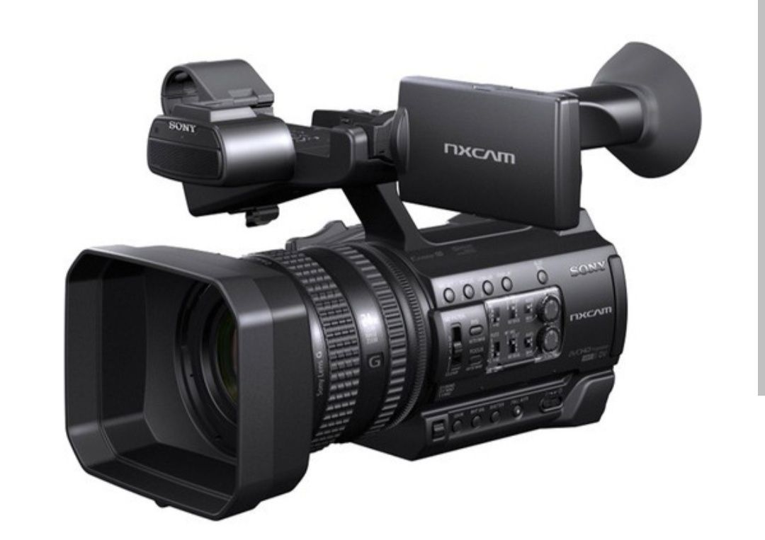 Видео камера Sony NX100