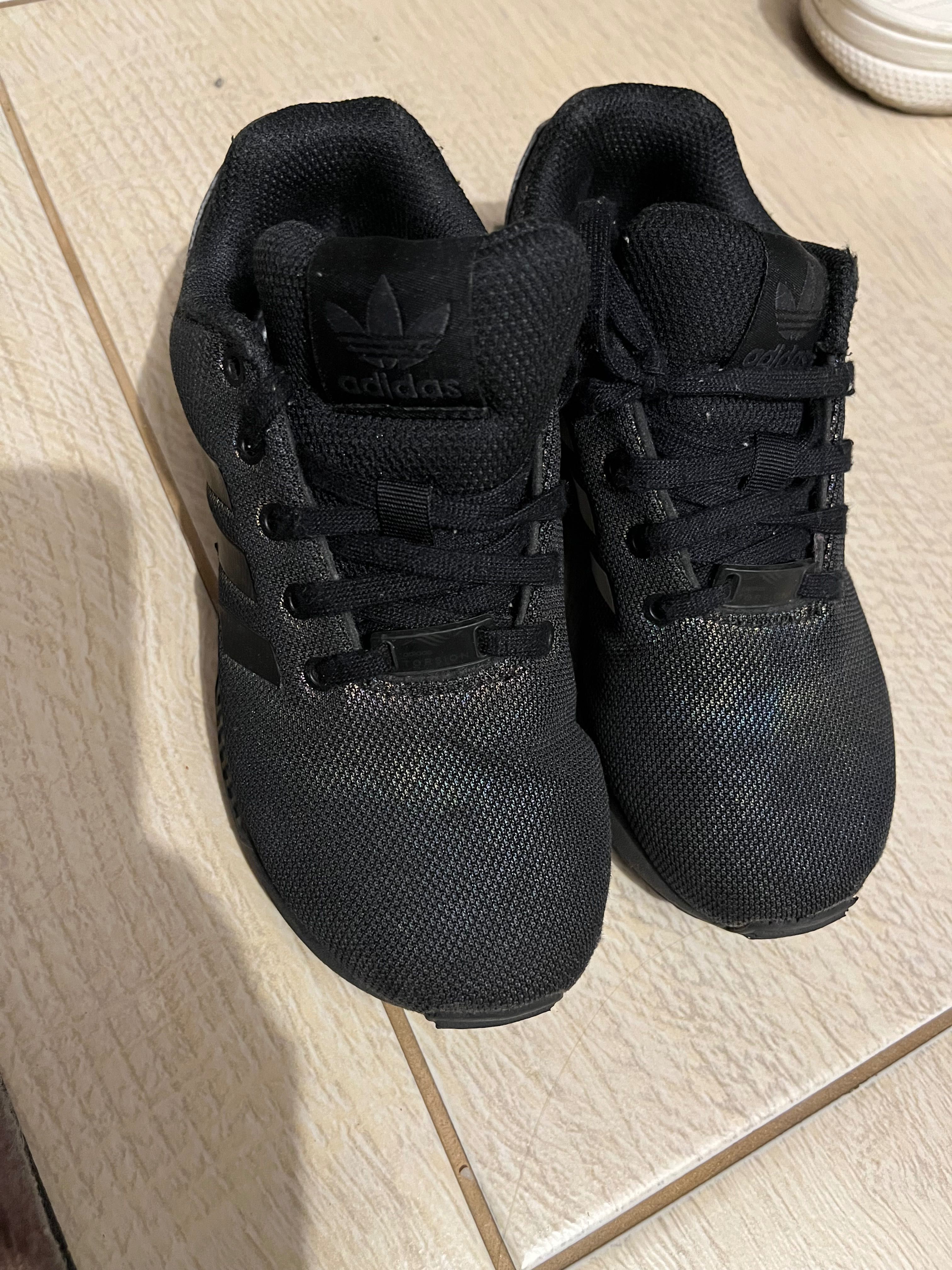 Маратонки Adidas