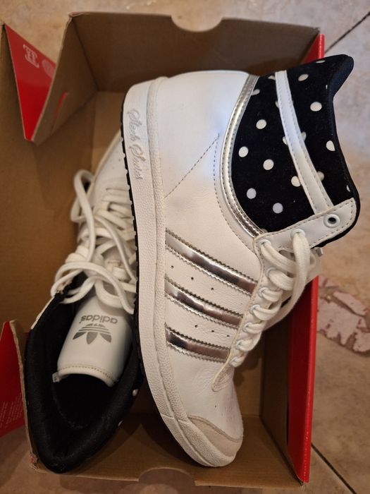 Маратонки,,Адидас'',чисто нови,високи,естествена кожа,номер 38