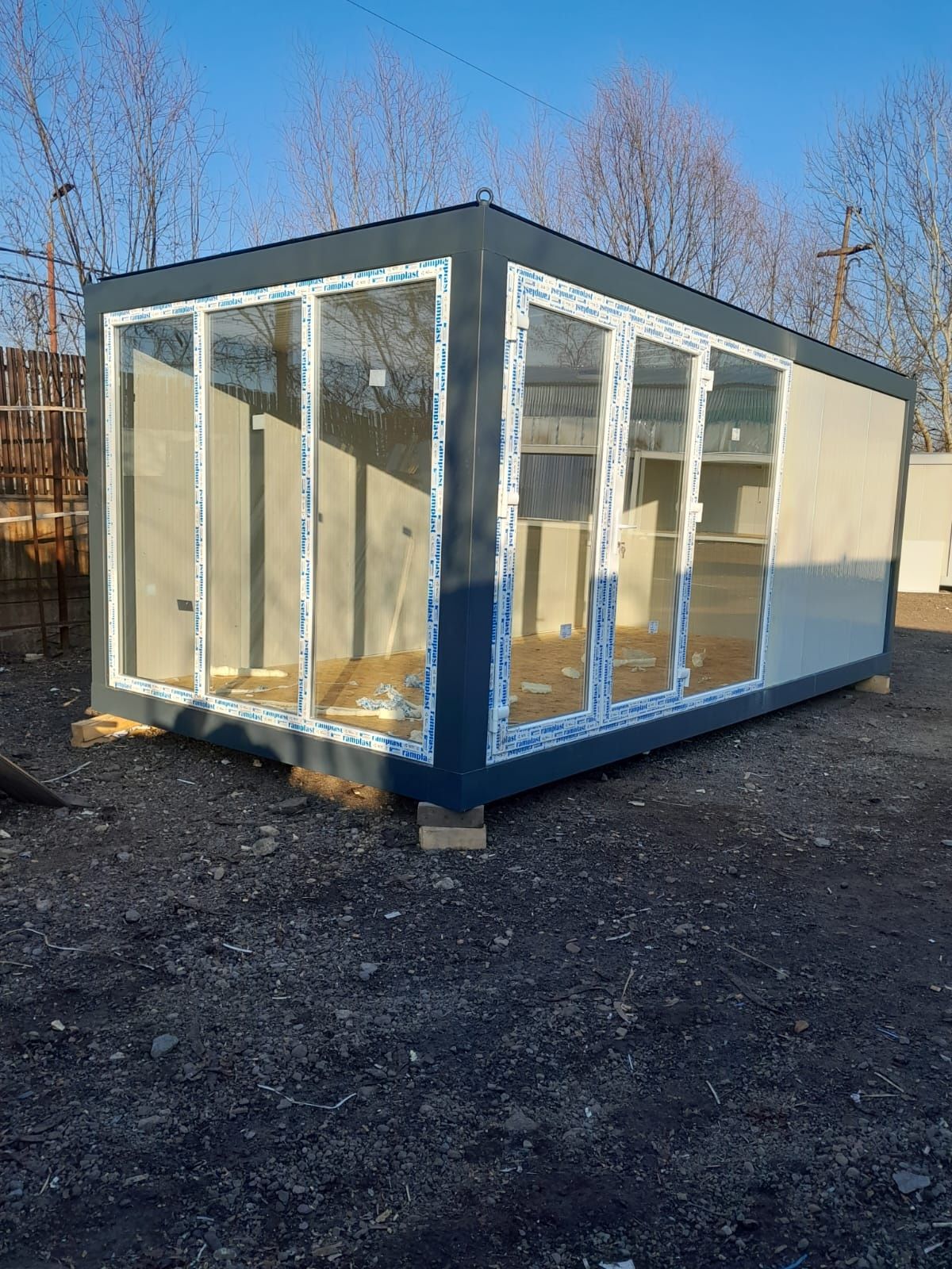 Vand container monobloc, modular birou, vestiar grup sanitar, dormitor