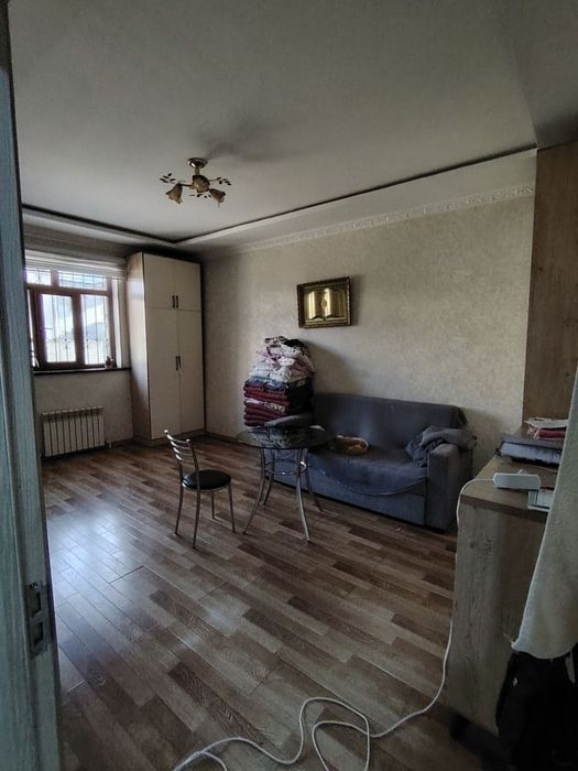 Сотилади..Сергели, Олчазор махаллада.. Котеж уй 2 хонали.. 53, 000 $