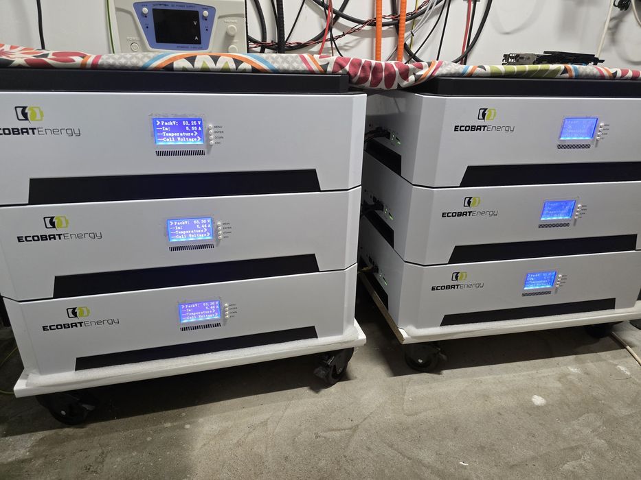 Vând Acumulatori LiFePo4 PowerCube 3buc x 5.12kw = 15kw
