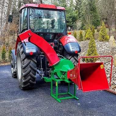 Tocator de crengi pentru. tractor, tocatoare de vegetatie pt. tractor