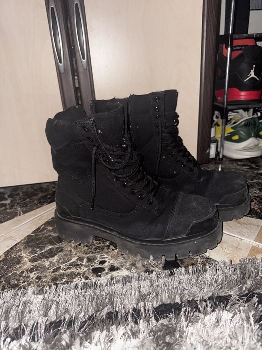Balenciaga strike boots
