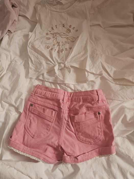 Pantaloni scurti si tricou H&M