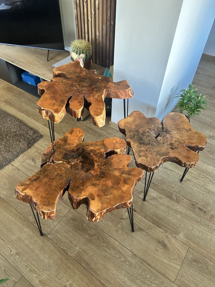Уникална масичка от масив и метал