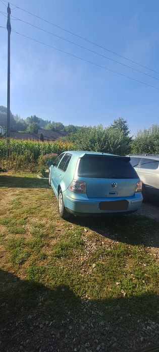 Vând golf 4 1.6 benzina