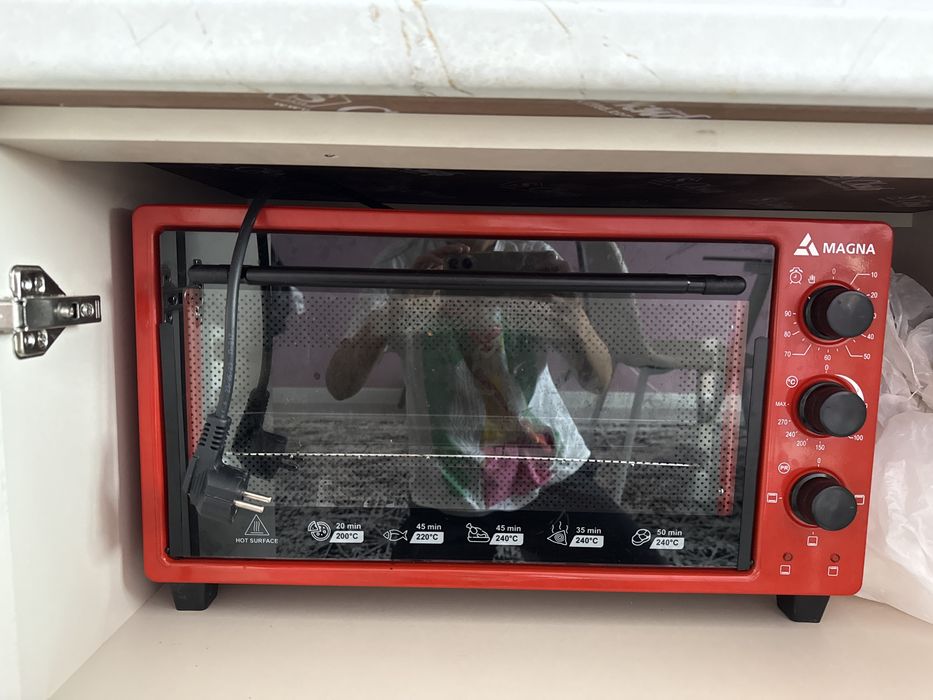 Продам Духовку в хорошем состоянии