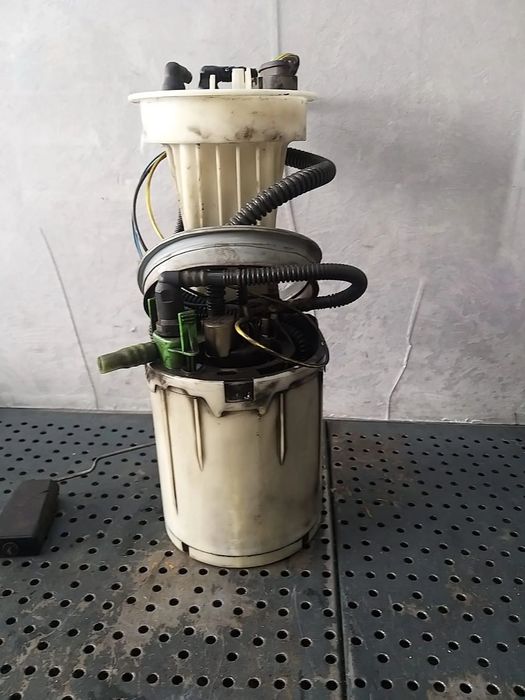 Pompa combustibil 2.0 tdi audi a4 b7 8e 220212002005 8e0919050d