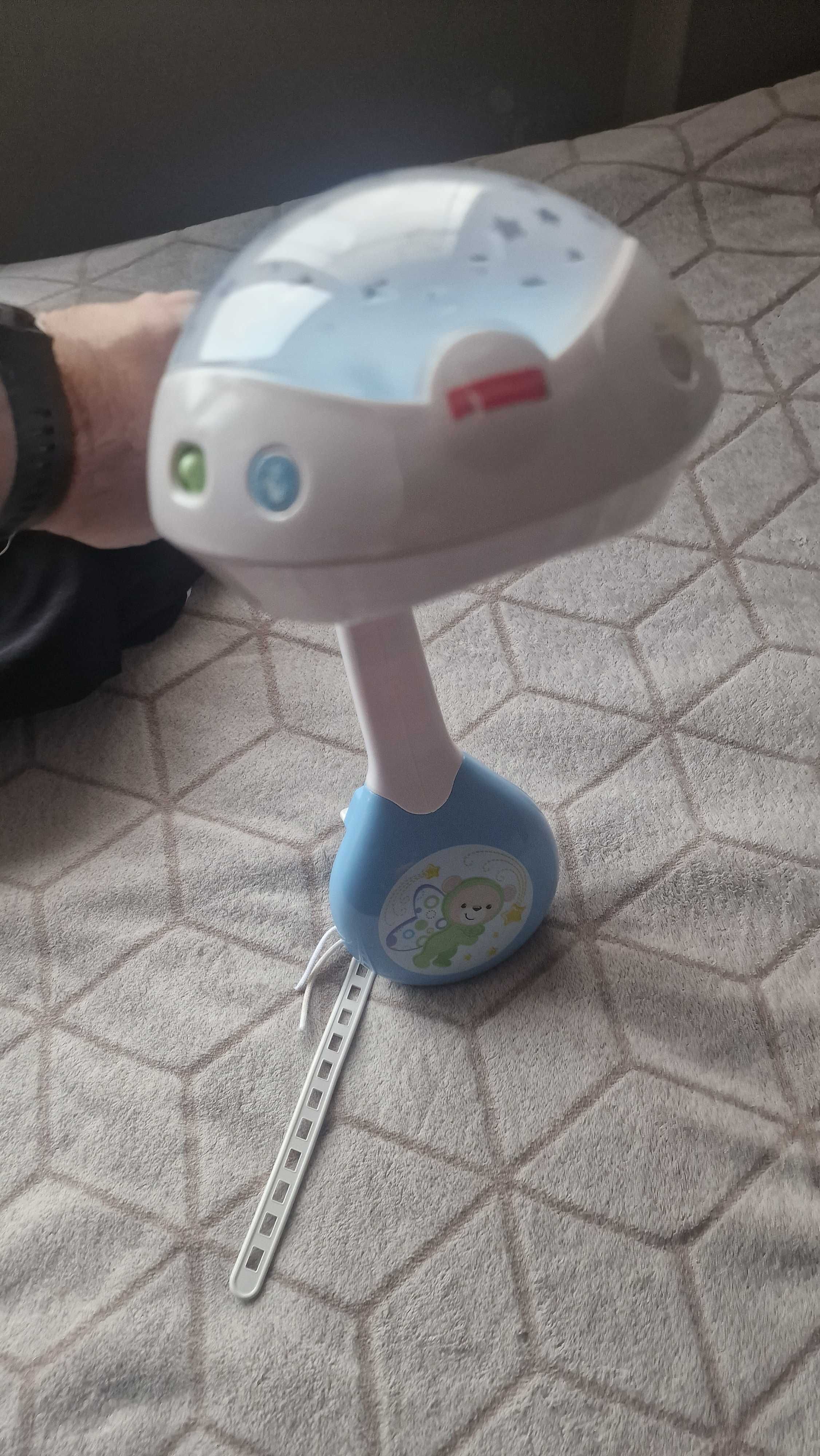 бебешка музикална въртележка на Fisher Price