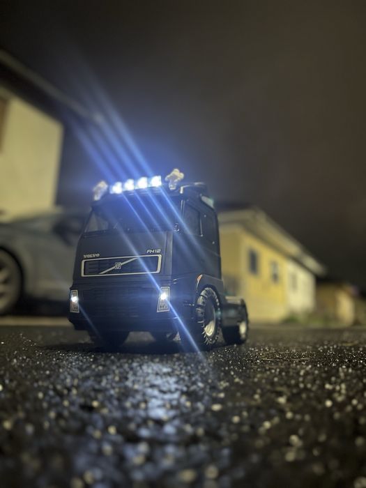 Vand macheta Volvo FH12 modificat.