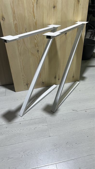 Ношки для столов баров кафе рестаранов офисов