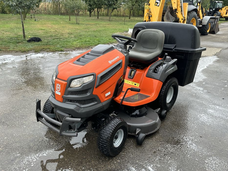 Tractoras tuns iarba husqvarna 18cp