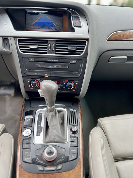 # Audi A4 B8 1.8 TFSI /Automat/ Led / Navi