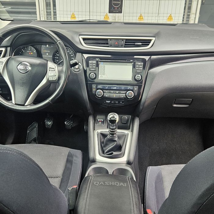 Nissan Qashqai 2015•1.5dci•110cp•Panoramic