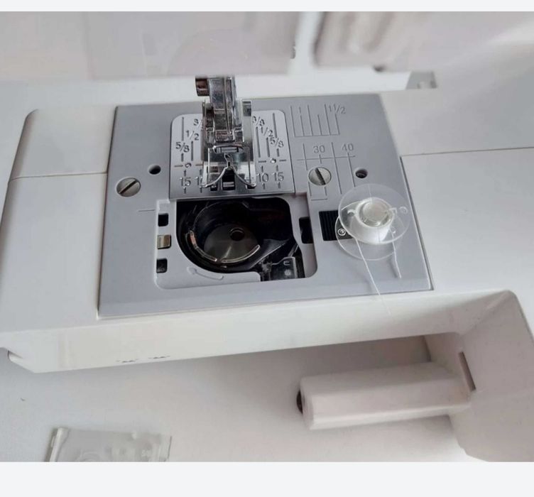 Janome My Style 100