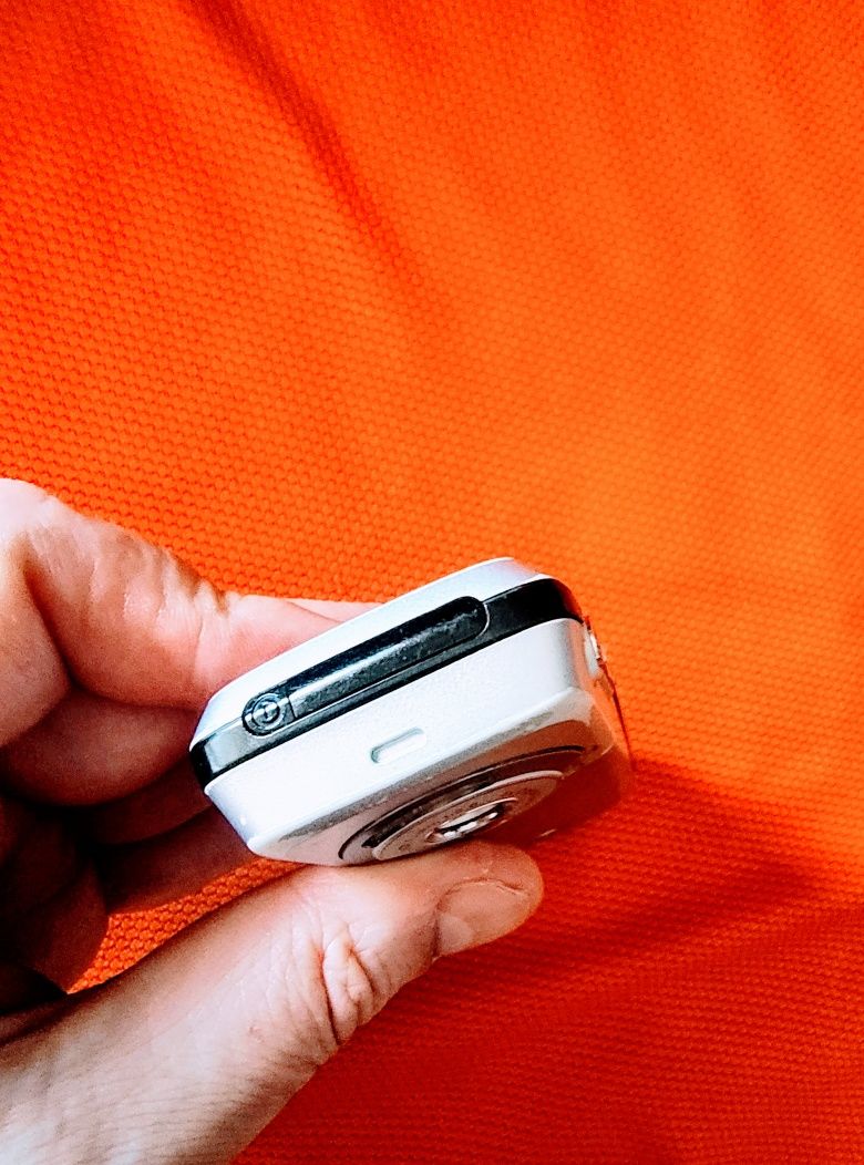 Sony Ericsson k700i cu încărcător ( decodat, română)