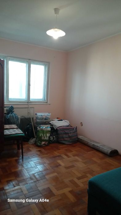 Vand ap.3 cam. dec., 3 balcoane, micro 38, bloc Z , etaj 4 din 5