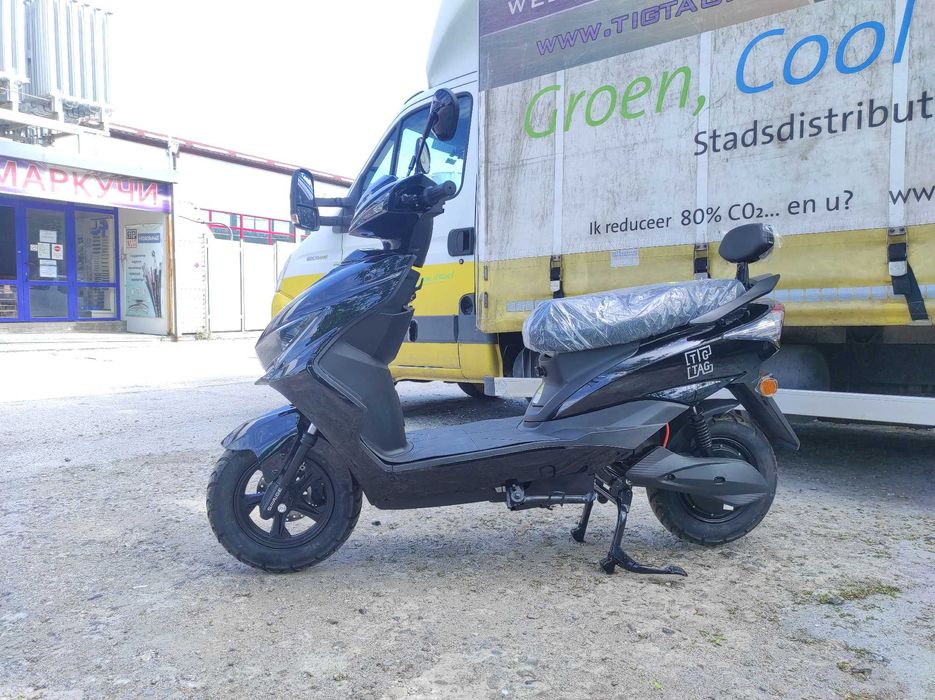 Електрически скутер черен модел ZB-S 2000W с регистрация в КАТ