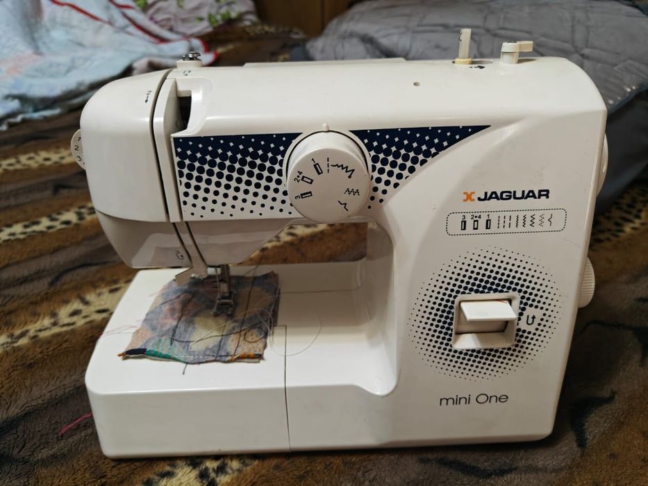 Продам швейную машинку JAGUAR