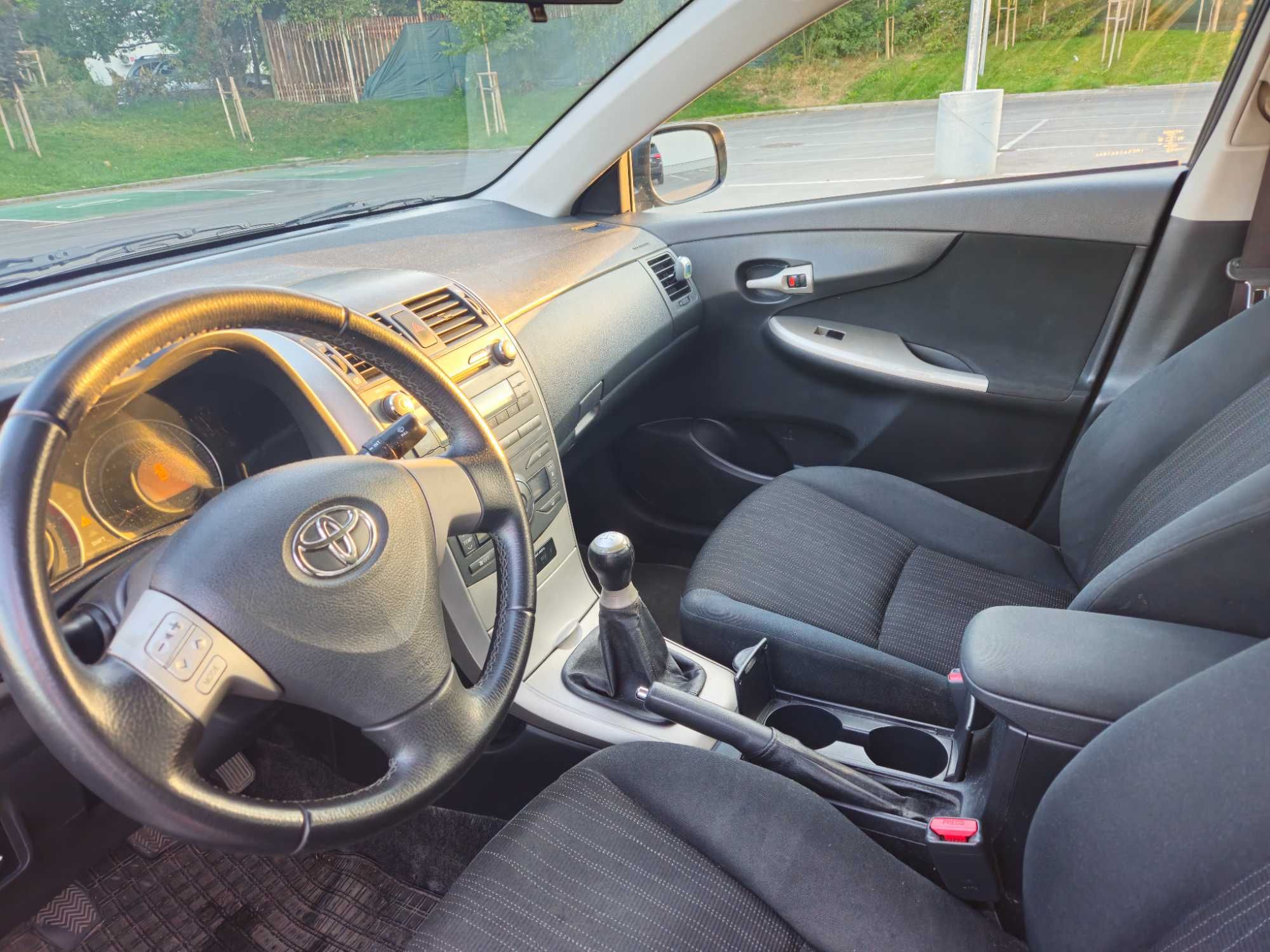 Тойота Корола (Toyota Corolla)