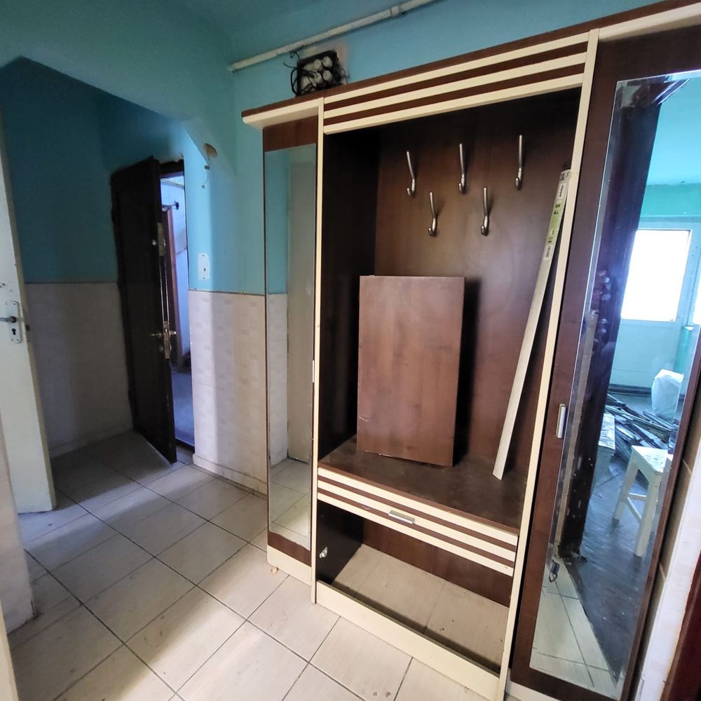 De vanzare apratament 3 camere