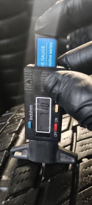 225/65/18 TOYO топ състояние